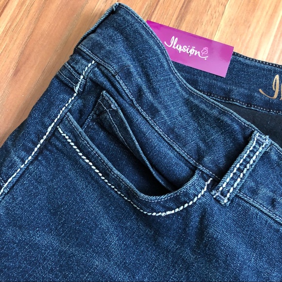 Ilusión Butt Lift Jeans - Picture 5 of 6